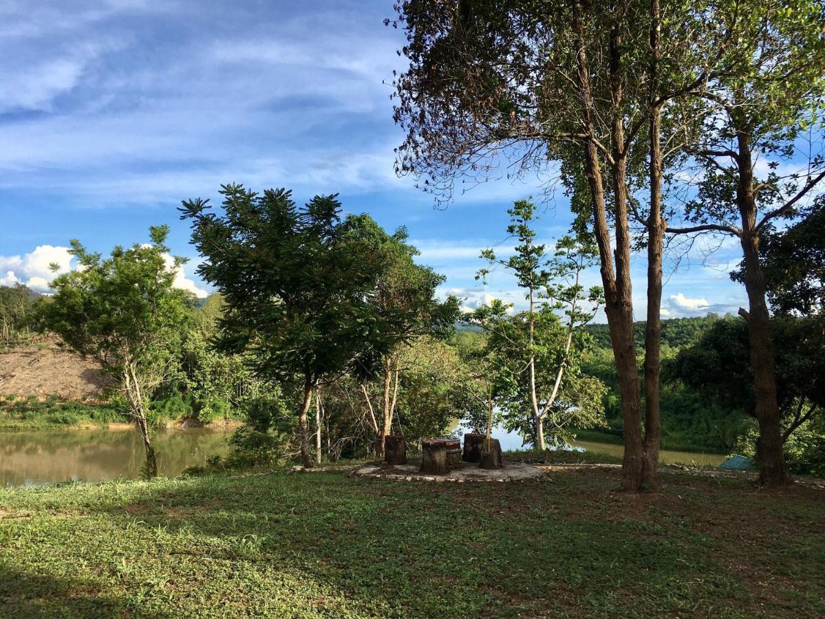 Nan Waterside Hong Bon Nern Bed & Breakfast Ngoại thất bức ảnh