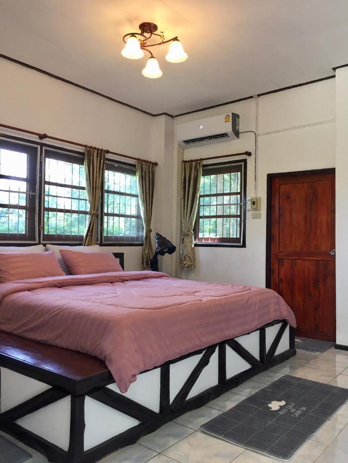 Nan Waterside Hong Bon Nern Bed & Breakfast Ngoại thất bức ảnh