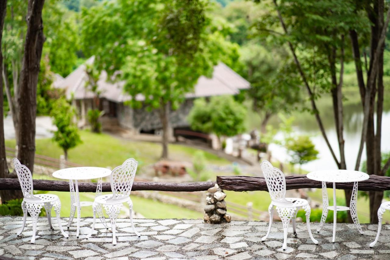 Nan Waterside Hong Bon Nern Bed & Breakfast Ngoại thất bức ảnh