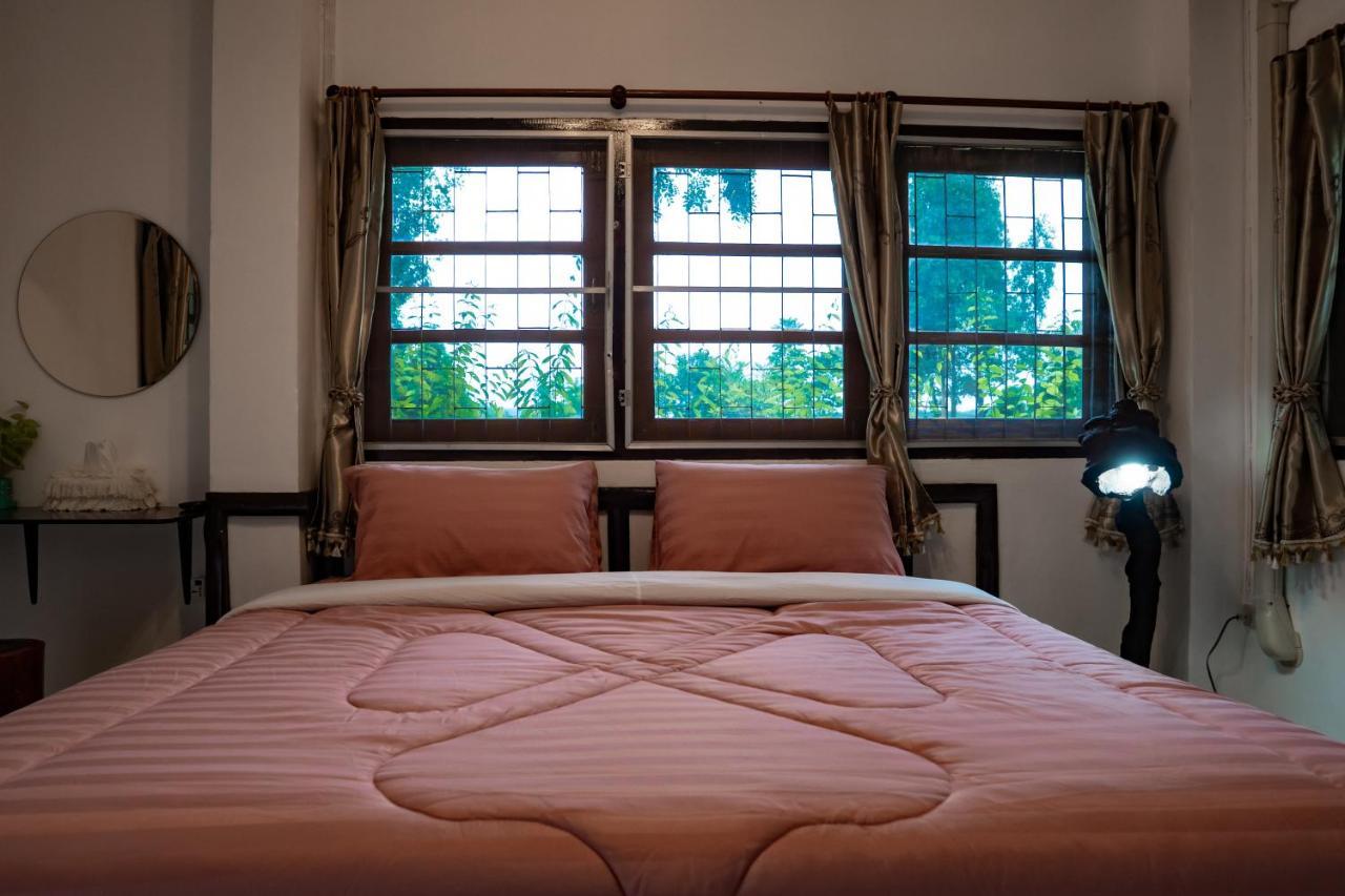 Nan Waterside Hong Bon Nern Bed & Breakfast Ngoại thất bức ảnh
